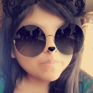 Meet your Posher, Summer